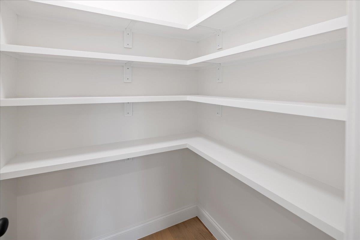 204 LEE AVE, ELKTON, Virginia 22827, 3 Bedrooms Bedrooms, ,2 BathroomsBathrooms,Residential,204 LEE AVE,672765 MLS # 672765