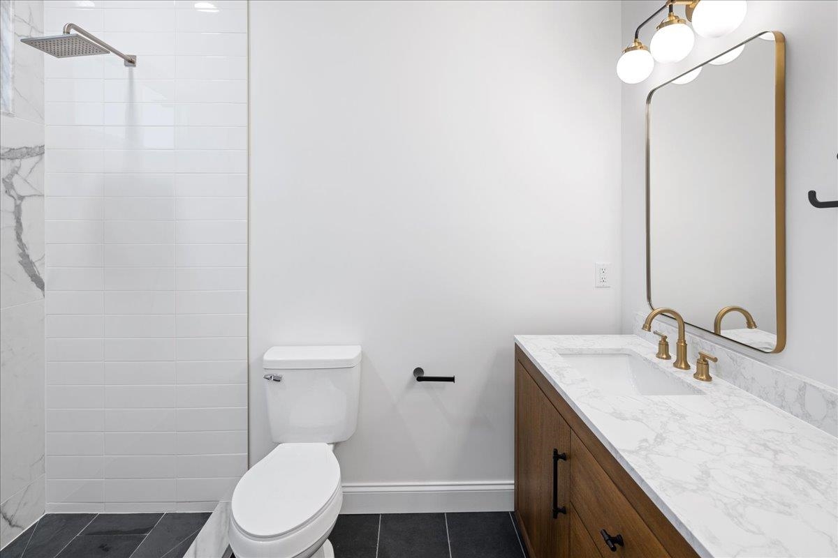 204 LEE AVE, ELKTON, Virginia 22827, 3 Bedrooms Bedrooms, ,2 BathroomsBathrooms,Residential,204 LEE AVE,672765 MLS # 672765