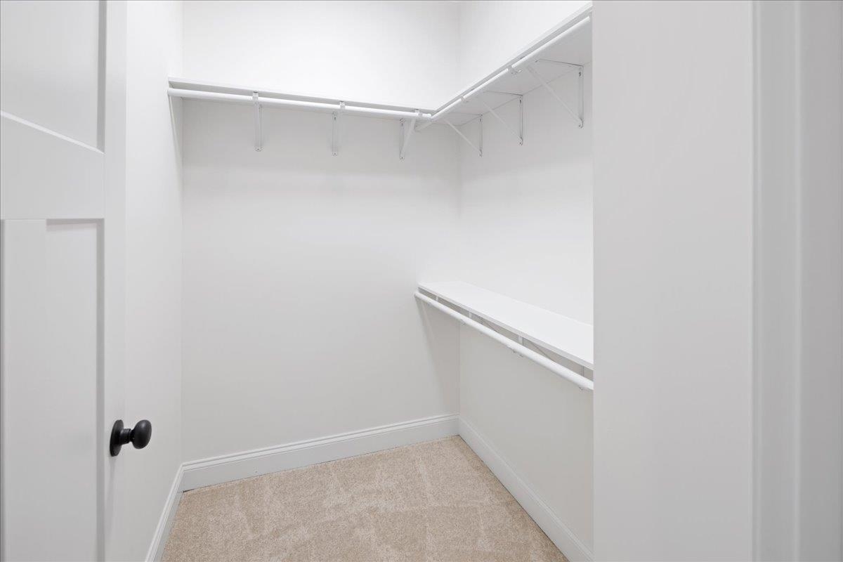 204 LEE AVE, ELKTON, Virginia 22827, 3 Bedrooms Bedrooms, ,2 BathroomsBathrooms,Residential,204 LEE AVE,672765 MLS # 672765