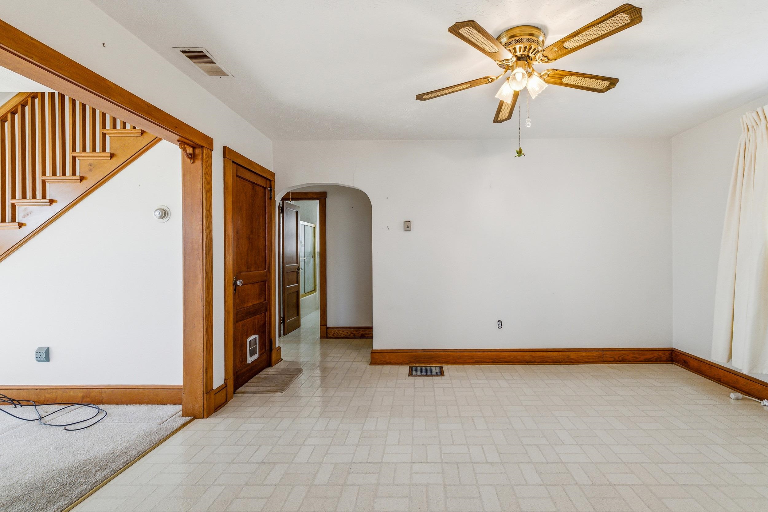 9716 CENTERVILLE RD, BRIDGEWATER, Virginia 22812, 4 Bedrooms Bedrooms, ,1 BathroomBathrooms,Residential,9716 CENTERVILLE RD,672768 MLS # 672768