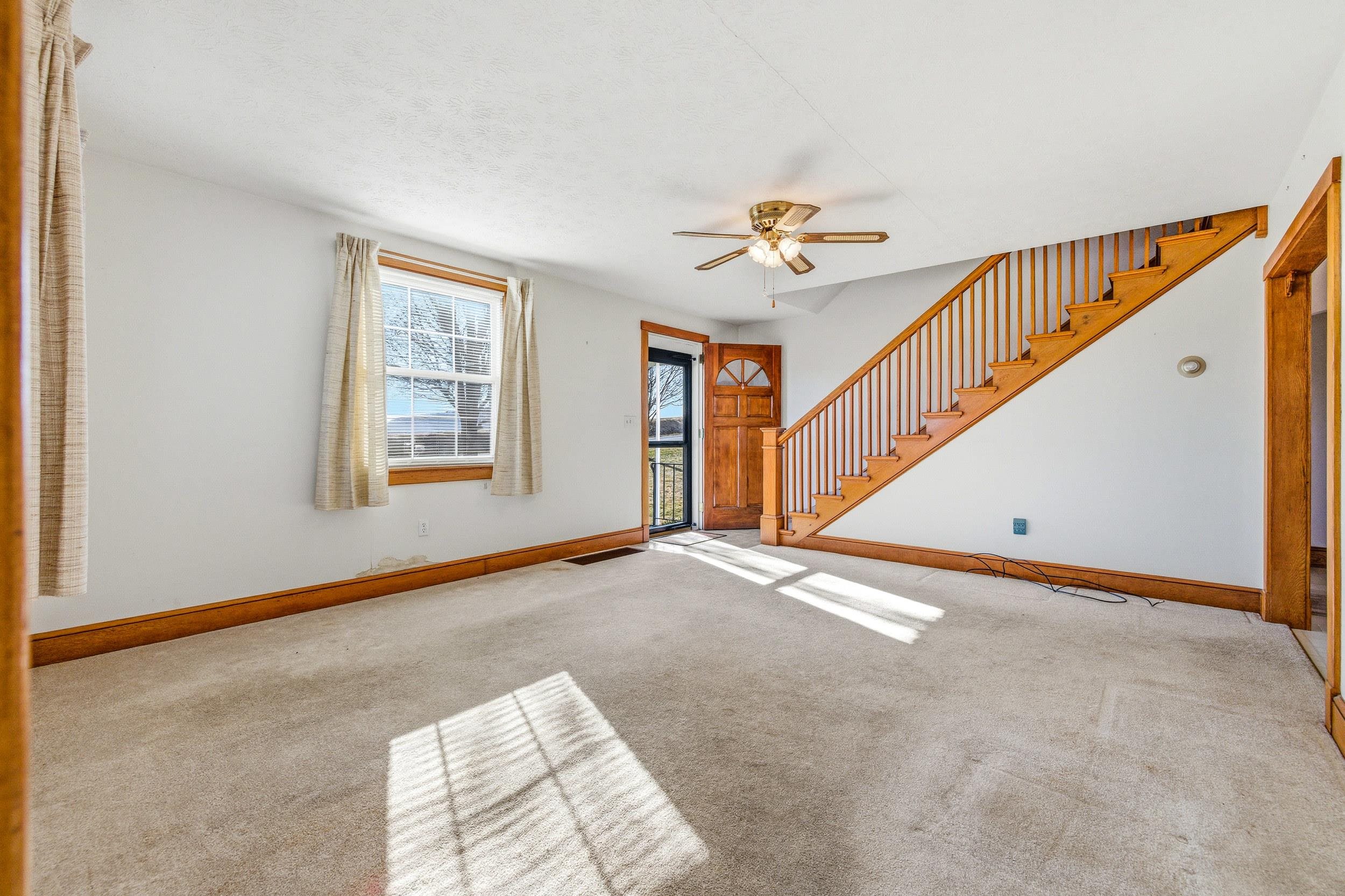 9716 CENTERVILLE RD, BRIDGEWATER, Virginia 22812, 4 Bedrooms Bedrooms, ,1 BathroomBathrooms,Residential,9716 CENTERVILLE RD,672768 MLS # 672768