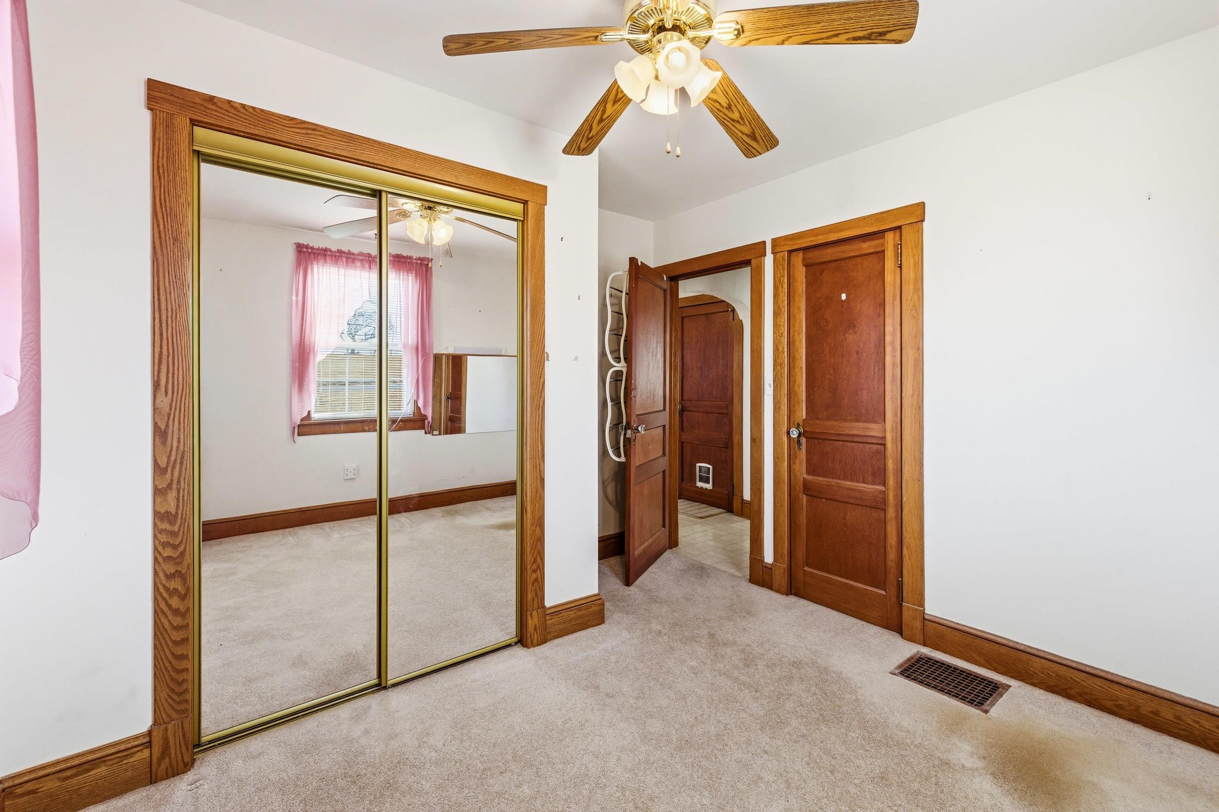 9716 CENTERVILLE RD, BRIDGEWATER, Virginia 22812, 4 Bedrooms Bedrooms, ,1 BathroomBathrooms,Residential,9716 CENTERVILLE RD,672768 MLS # 672768