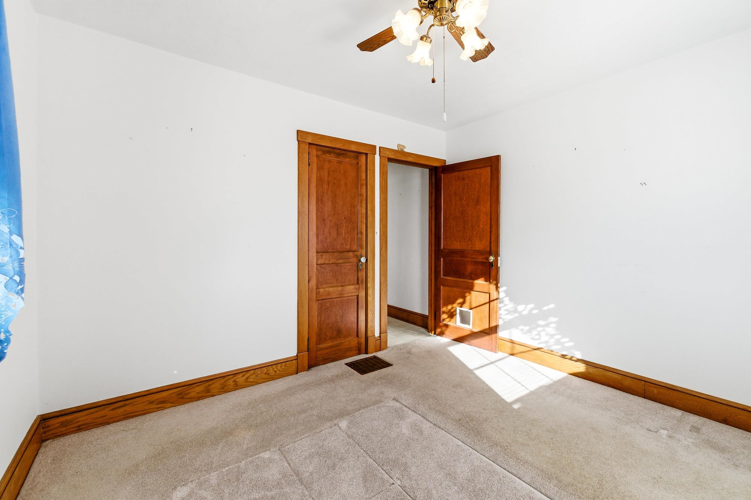 9716 CENTERVILLE RD, BRIDGEWATER, Virginia 22812, 4 Bedrooms Bedrooms, ,1 BathroomBathrooms,Residential,9716 CENTERVILLE RD,672768 MLS # 672768