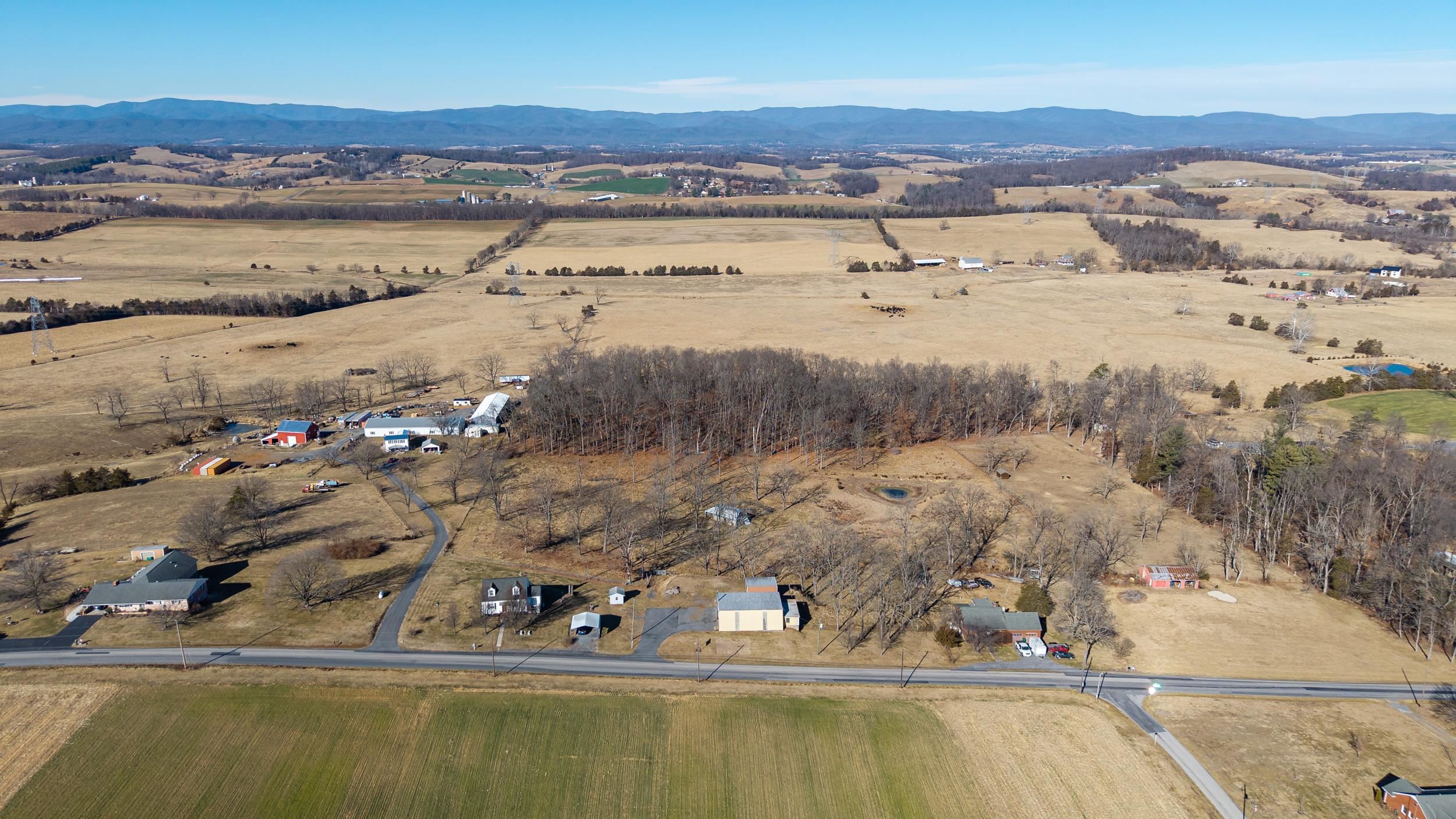 9716 CENTERVILLE RD, BRIDGEWATER, Virginia 22812, 4 Bedrooms Bedrooms, ,1 BathroomBathrooms,Residential,9716 CENTERVILLE RD,672768 MLS # 672768