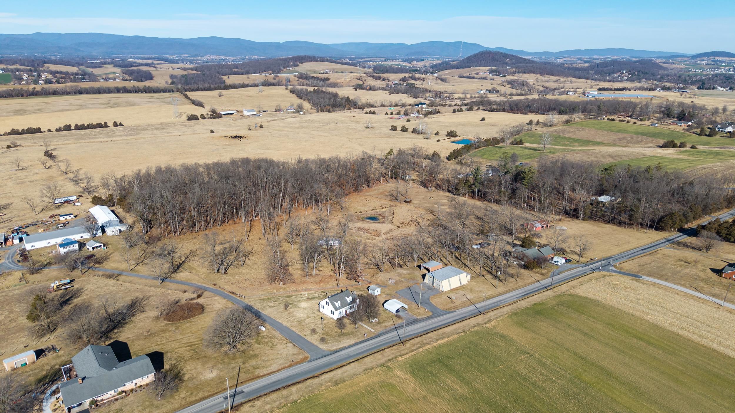 9716 CENTERVILLE RD, BRIDGEWATER, Virginia 22812, 4 Bedrooms Bedrooms, ,1 BathroomBathrooms,Residential,9716 CENTERVILLE RD,672768 MLS # 672768