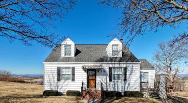 9716 CENTERVILLE RD, BRIDGEWATER, Virginia 22812, 4 Bedrooms Bedrooms, ,1 BathroomBathrooms,Residential,9716 CENTERVILLE RD,672768 MLS # 672768