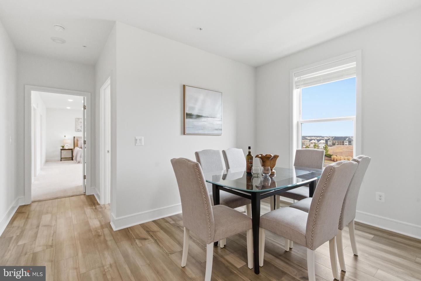 23669 GOLDEN EMBERS SQ #303, ASHBURN, Virginia 20148, 3 Bedrooms Bedrooms, ,2 BathroomsBathrooms,Residential,For sale,23669 GOLDEN EMBERS SQ #303,VALO2112344 MLS # VALO2112344