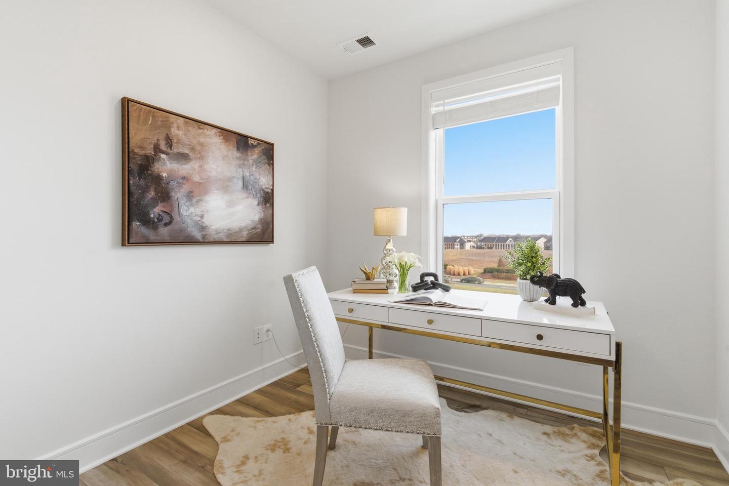 23669 GOLDEN EMBERS SQ #303, ASHBURN, Virginia 20148, 3 Bedrooms Bedrooms, ,2 BathroomsBathrooms,Residential,For sale,23669 GOLDEN EMBERS SQ #303,VALO2112344 MLS # VALO2112344