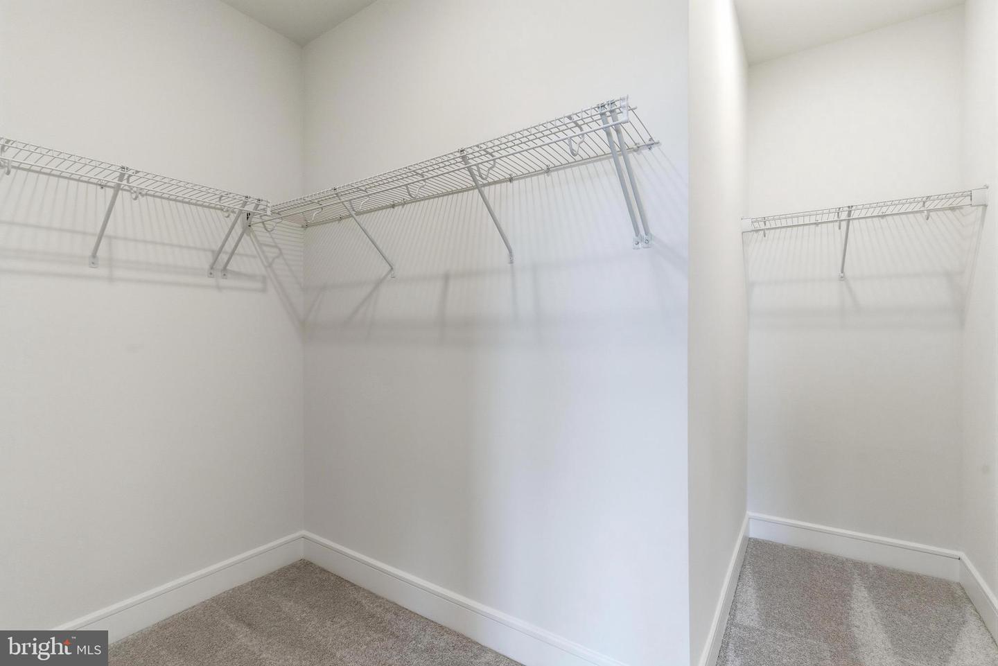 23669 GOLDEN EMBERS SQ #303, ASHBURN, Virginia 20148, 3 Bedrooms Bedrooms, ,2 BathroomsBathrooms,Residential,For sale,23669 GOLDEN EMBERS SQ #303,VALO2112344 MLS # VALO2112344