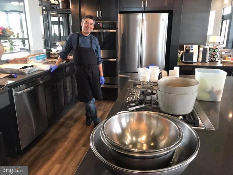 23669 GOLDEN EMBERS SQ #303, ASHBURN, Virginia 20148, 3 Bedrooms Bedrooms, ,2 BathroomsBathrooms,Residential,For sale,23669 GOLDEN EMBERS SQ #303,VALO2112344 MLS # VALO2112344