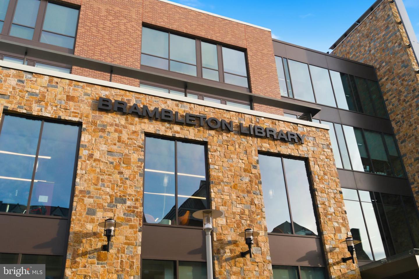 23669 GOLDEN EMBERS SQ #303, ASHBURN, Virginia 20148, 3 Bedrooms Bedrooms, ,2 BathroomsBathrooms,Residential,For sale,23669 GOLDEN EMBERS SQ #303,VALO2112344 MLS # VALO2112344