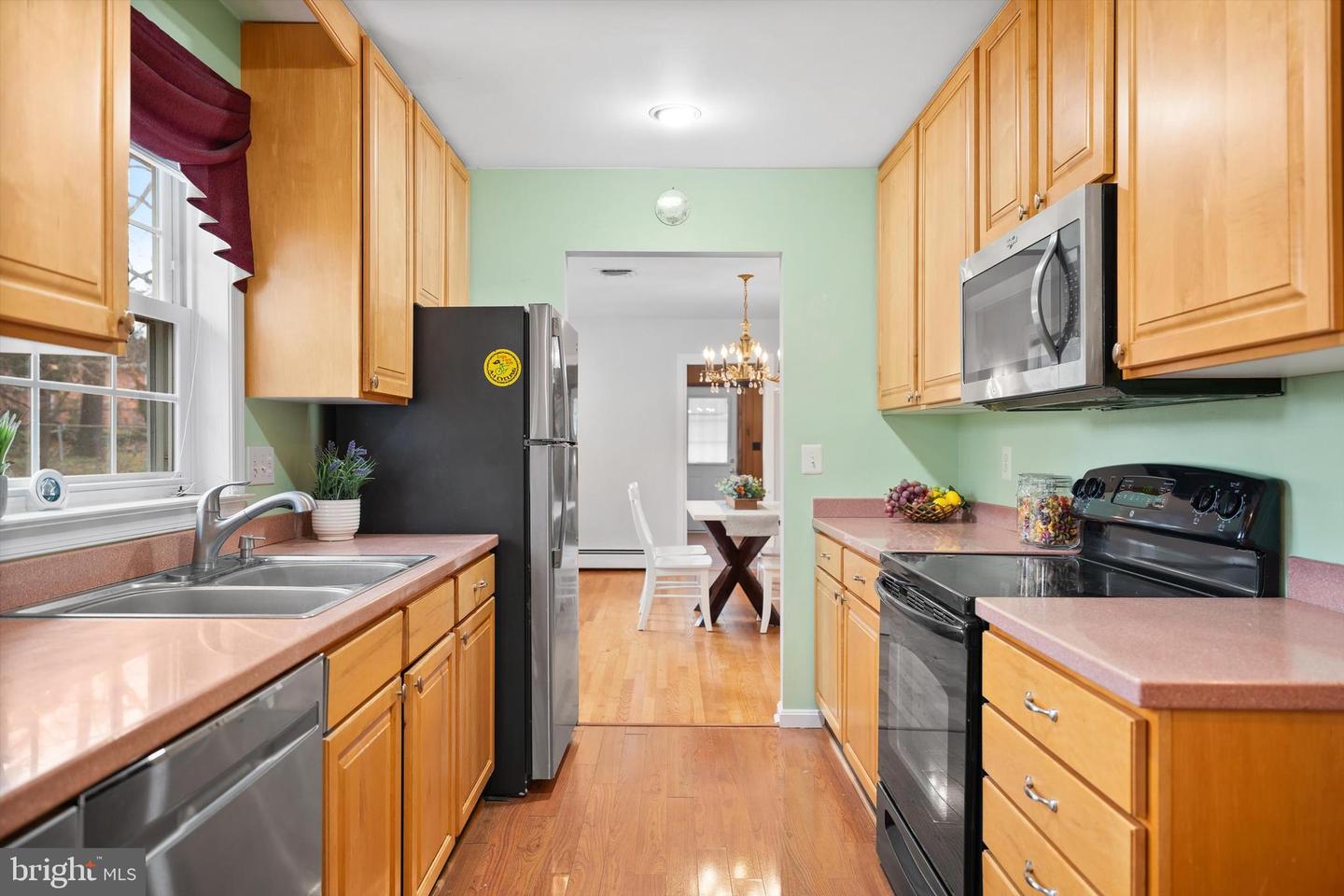 8411 IMPALLA DR, MANASSAS, Virginia 20110, 4 Bedrooms Bedrooms, ,3 BathroomsBathrooms,Residential,For sale,8411 IMPALLA DR,VAPW2109156 MLS # VAPW2109156