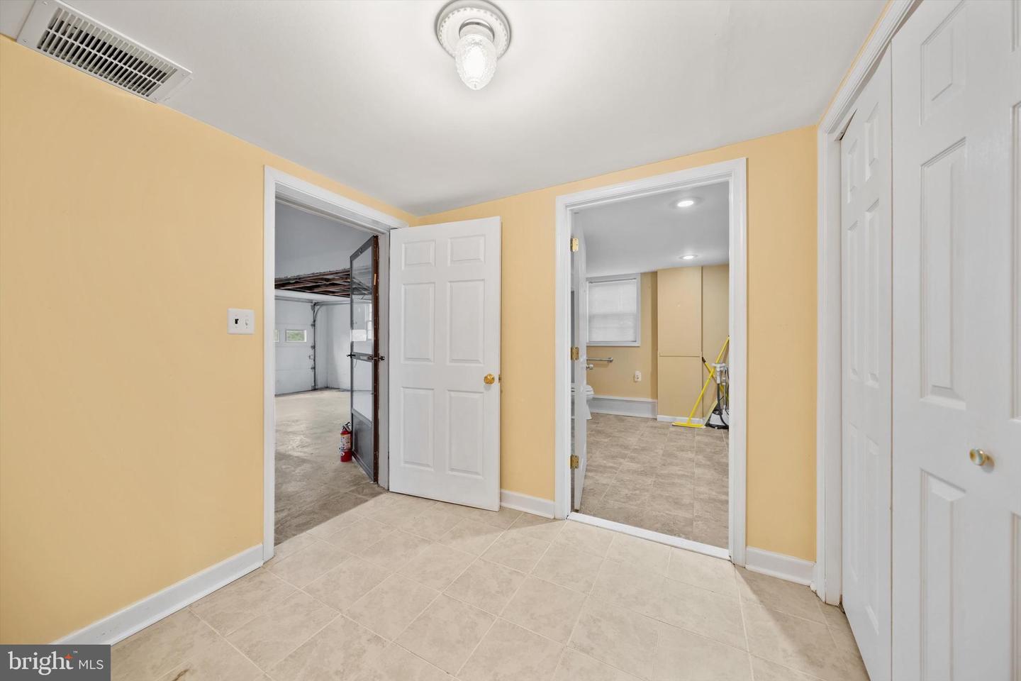 8411 IMPALLA DR, MANASSAS, Virginia 20110, 4 Bedrooms Bedrooms, ,3 BathroomsBathrooms,Residential,For sale,8411 IMPALLA DR,VAPW2109156 MLS # VAPW2109156