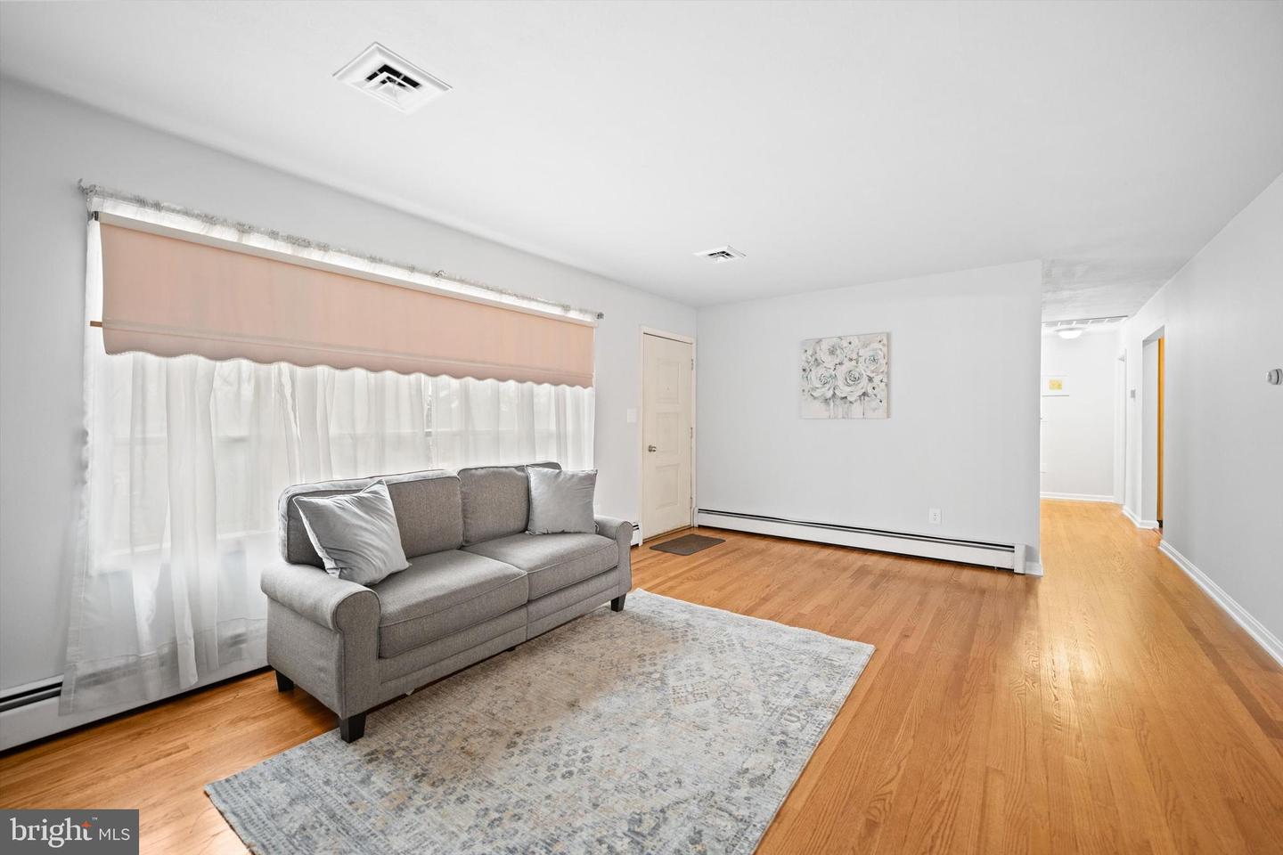 8411 IMPALLA DR, MANASSAS, Virginia 20110, 4 Bedrooms Bedrooms, ,3 BathroomsBathrooms,Residential,For sale,8411 IMPALLA DR,VAPW2109156 MLS # VAPW2109156