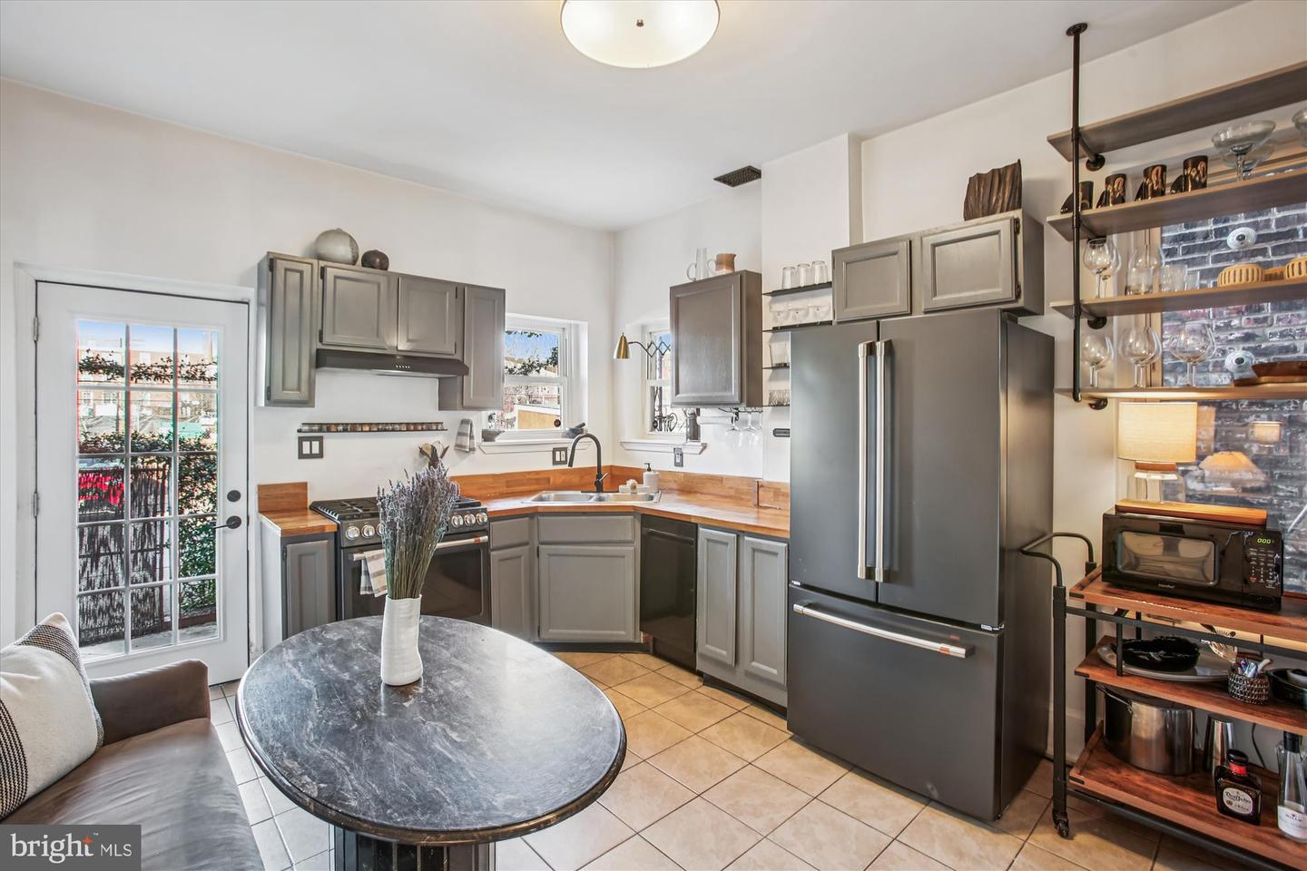 309 ELM ST NW, WASHINGTON, District Of Columbia 20001, 3 Bedrooms Bedrooms, ,1 BathroomBathrooms,Residential,For sale,309 ELM ST NW,DCDC2235054 MLS # DCDC2235054