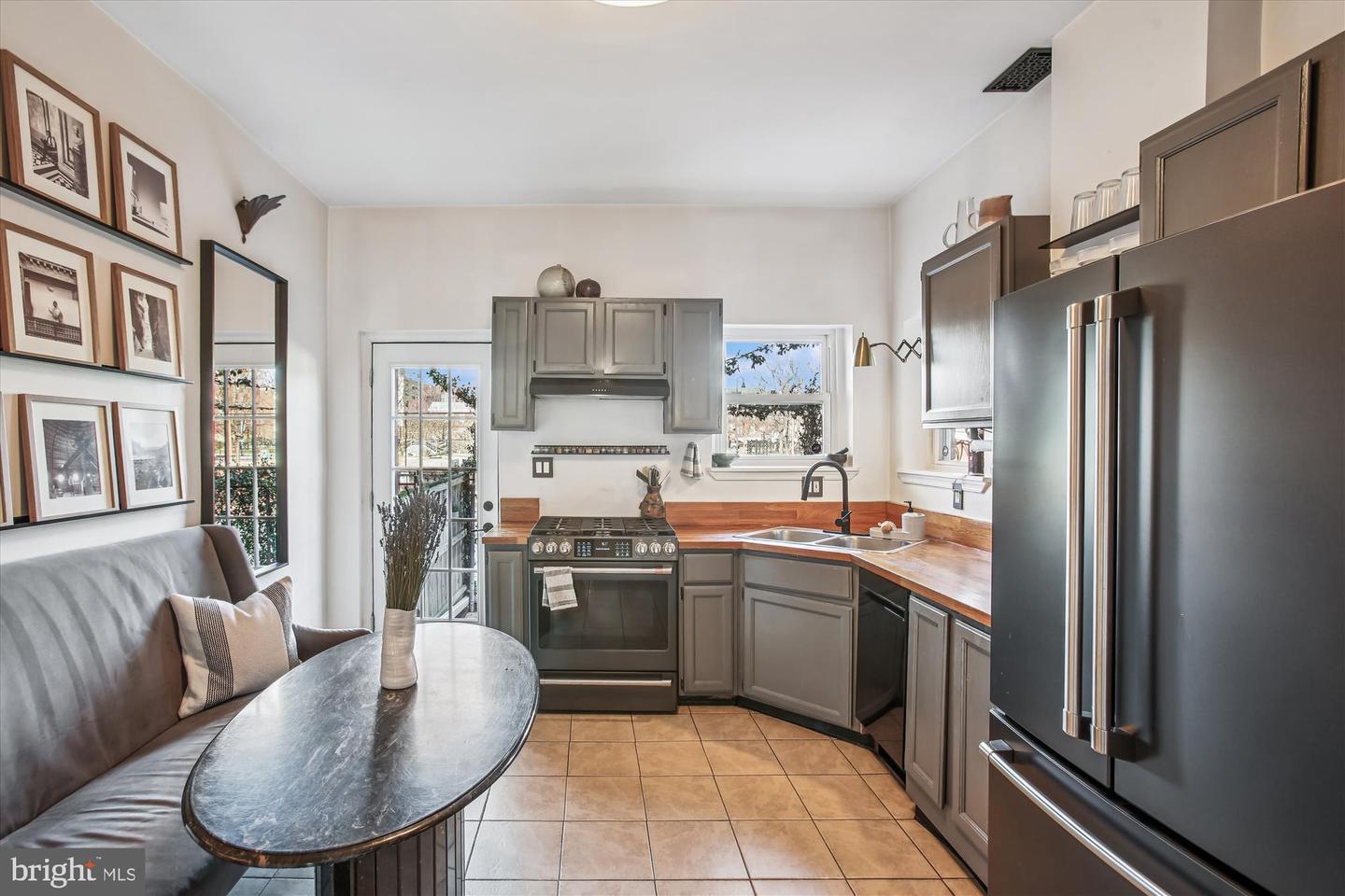 309 ELM ST NW, WASHINGTON, District Of Columbia 20001, 3 Bedrooms Bedrooms, ,1 BathroomBathrooms,Residential,For sale,309 ELM ST NW,DCDC2235054 MLS # DCDC2235054