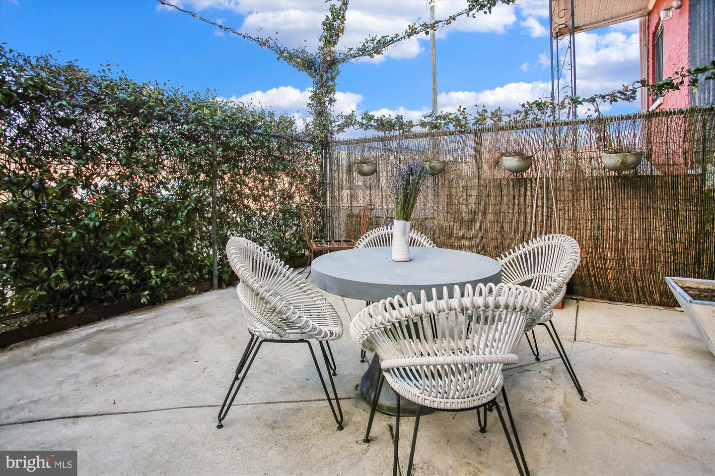 309 ELM ST NW, WASHINGTON, District Of Columbia 20001, 3 Bedrooms Bedrooms, ,1 BathroomBathrooms,Residential,For sale,309 ELM ST NW,DCDC2235054 MLS # DCDC2235054