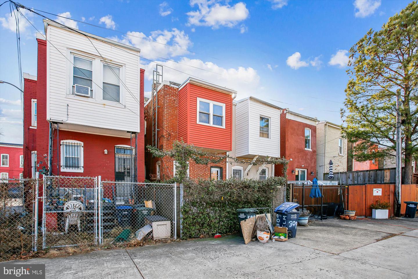 309 ELM ST NW, WASHINGTON, District Of Columbia 20001, 3 Bedrooms Bedrooms, ,1 BathroomBathrooms,Residential,For sale,309 ELM ST NW,DCDC2235054 MLS # DCDC2235054