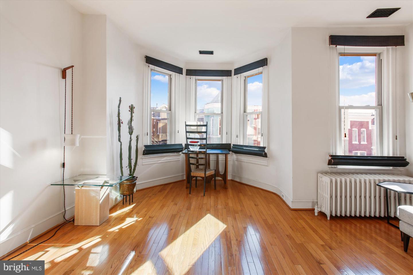 309 ELM ST NW, WASHINGTON, District Of Columbia 20001, 3 Bedrooms Bedrooms, ,1 BathroomBathrooms,Residential,For sale,309 ELM ST NW,DCDC2235054 MLS # DCDC2235054