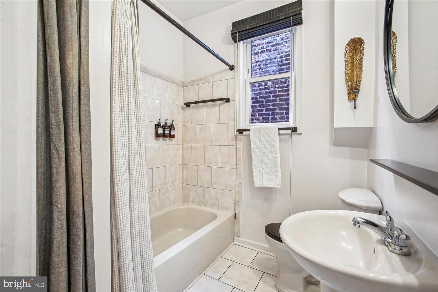 309 ELM ST NW, WASHINGTON, District Of Columbia 20001, 3 Bedrooms Bedrooms, ,1 BathroomBathrooms,Residential,For sale,309 ELM ST NW,DCDC2235054 MLS # DCDC2235054