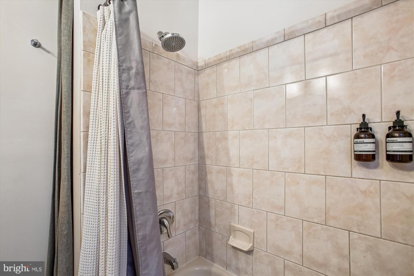 309 ELM ST NW, WASHINGTON, District Of Columbia 20001, 3 Bedrooms Bedrooms, ,1 BathroomBathrooms,Residential,For sale,309 ELM ST NW,DCDC2235054 MLS # DCDC2235054