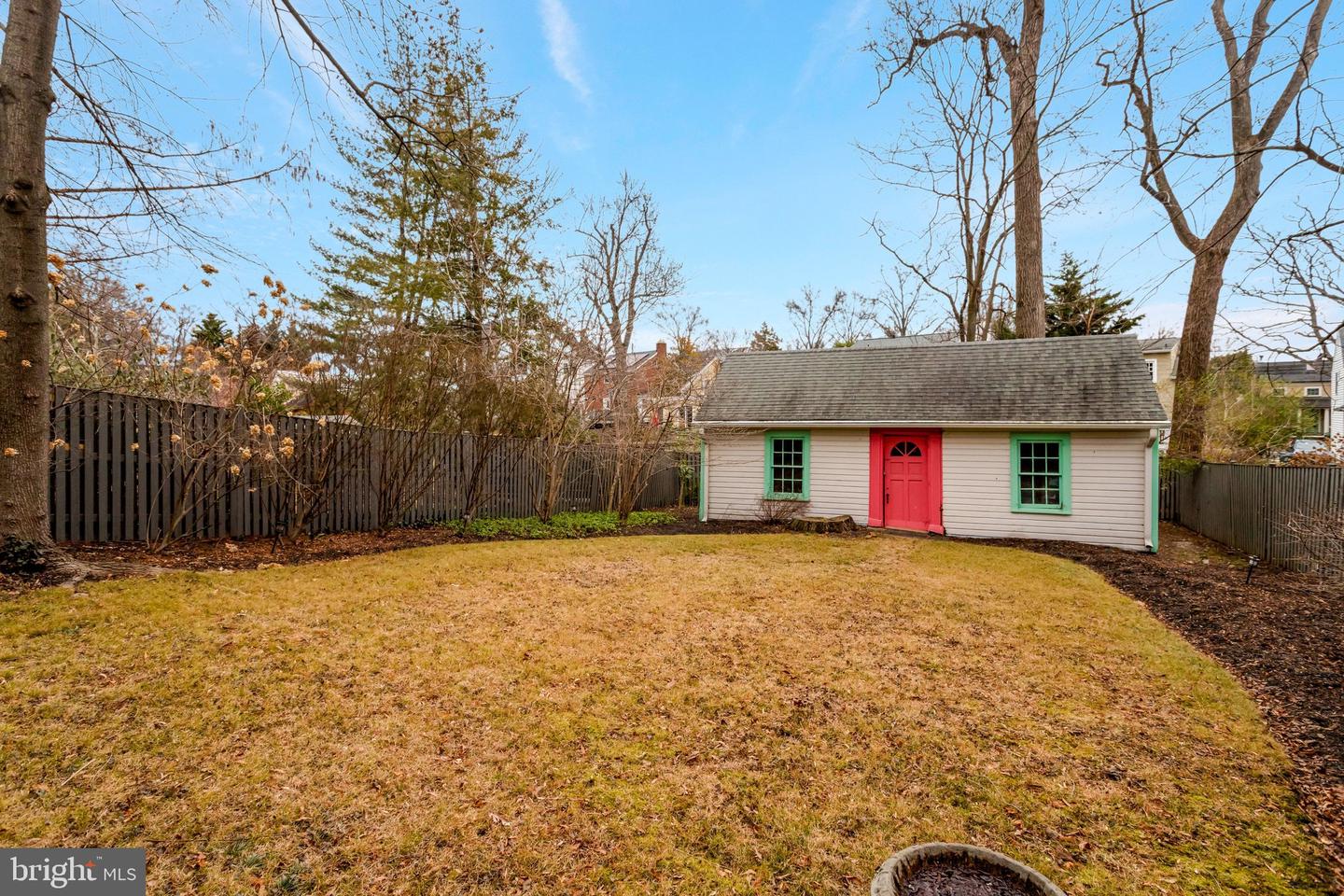 123 N EDGEWOOD ST, ARLINGTON, Virginia 22201, 3 Bedrooms Bedrooms, ,2 BathroomsBathrooms,Residential,For sale,123 N EDGEWOOD ST,VAAR2066992 MLS # VAAR2066992