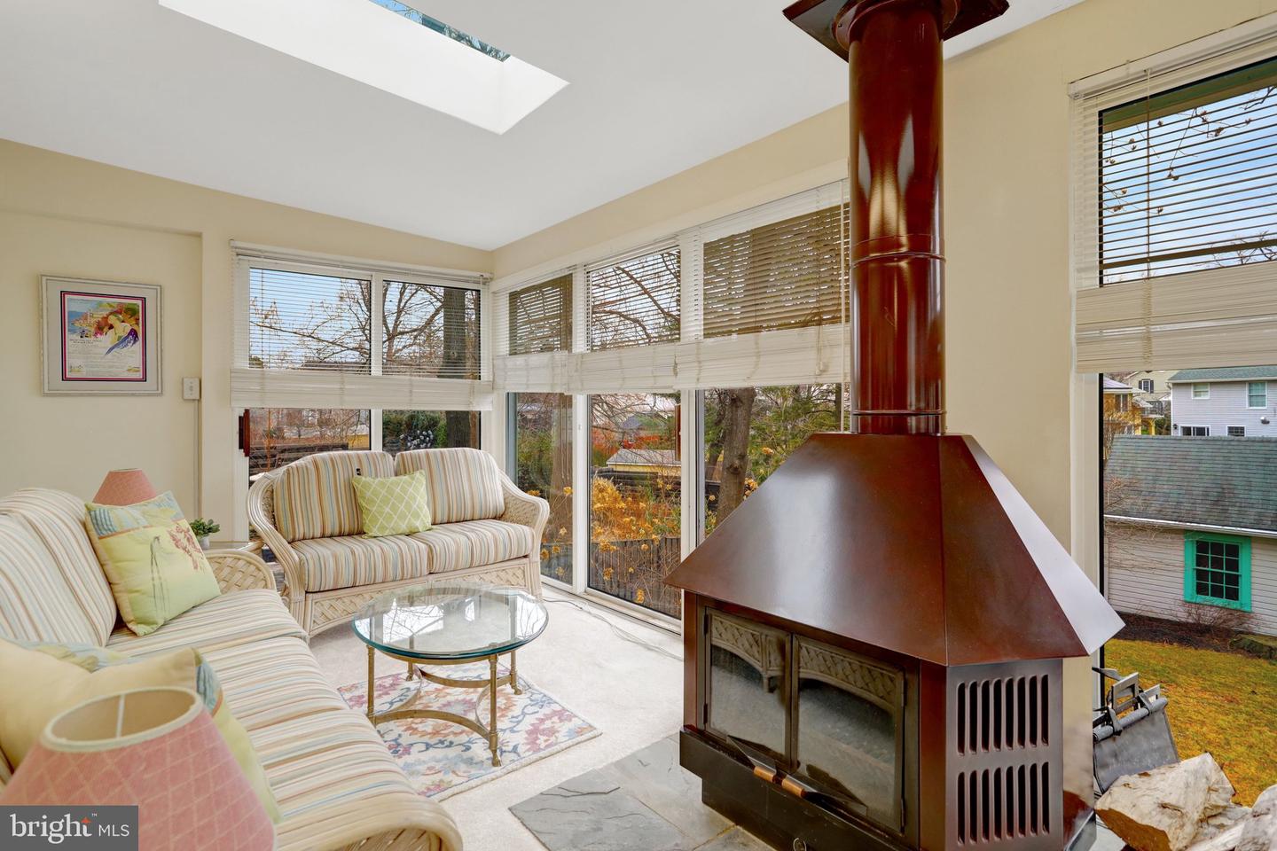 123 N EDGEWOOD ST, ARLINGTON, Virginia 22201, 3 Bedrooms Bedrooms, ,2 BathroomsBathrooms,Residential,For sale,123 N EDGEWOOD ST,VAAR2066992 MLS # VAAR2066992