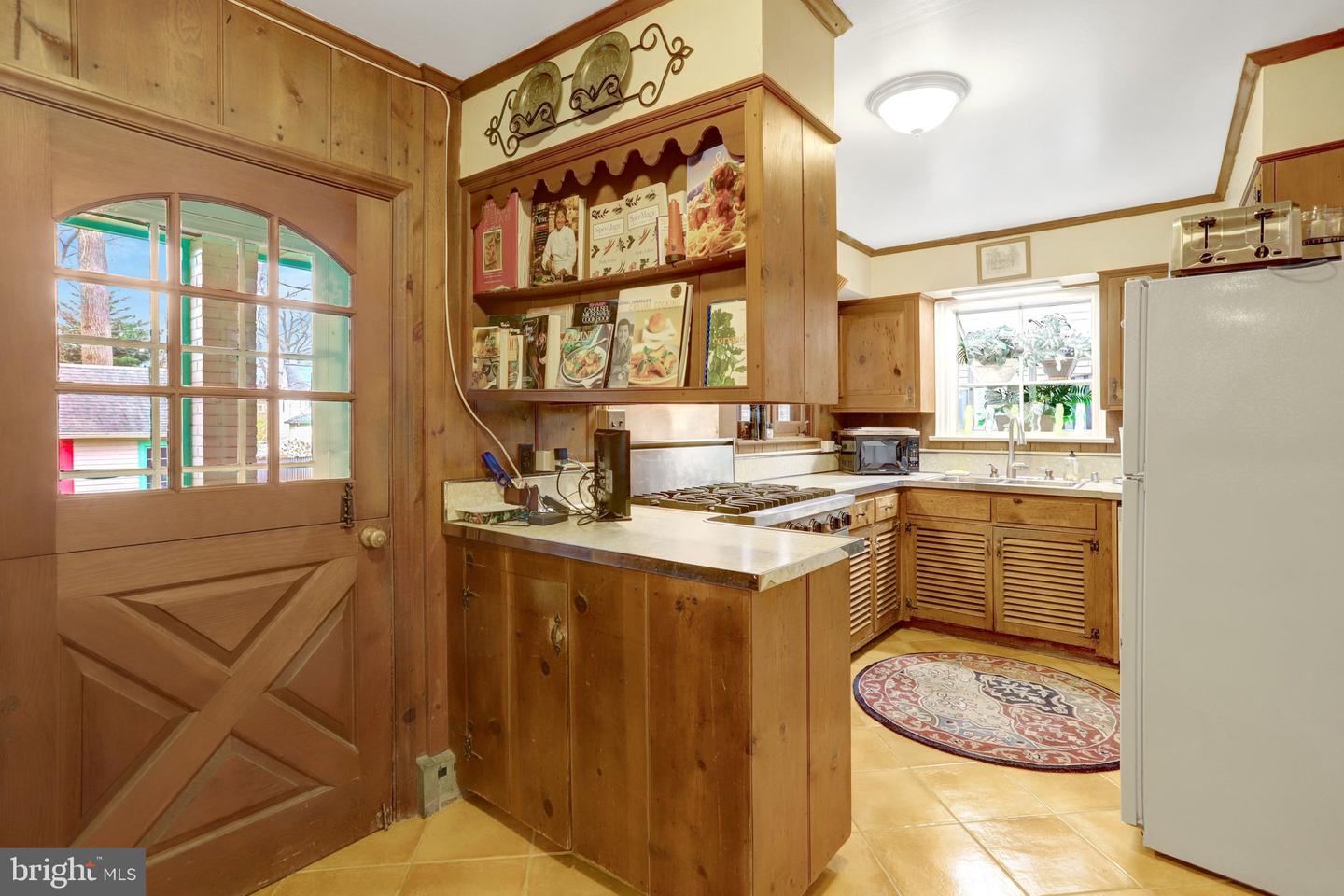 123 N EDGEWOOD ST, ARLINGTON, Virginia 22201, 3 Bedrooms Bedrooms, ,2 BathroomsBathrooms,Residential,For sale,123 N EDGEWOOD ST,VAAR2066992 MLS # VAAR2066992