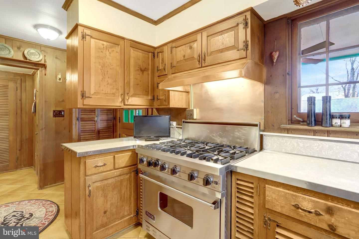 123 N EDGEWOOD ST, ARLINGTON, Virginia 22201, 3 Bedrooms Bedrooms, ,2 BathroomsBathrooms,Residential,For sale,123 N EDGEWOOD ST,VAAR2066992 MLS # VAAR2066992