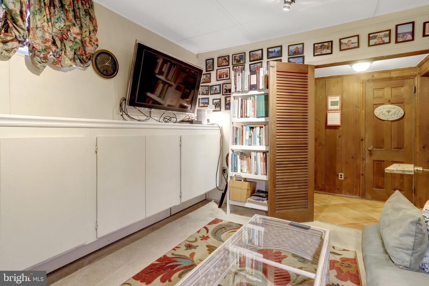 123 N EDGEWOOD ST, ARLINGTON, Virginia 22201, 3 Bedrooms Bedrooms, ,2 BathroomsBathrooms,Residential,For sale,123 N EDGEWOOD ST,VAAR2066992 MLS # VAAR2066992