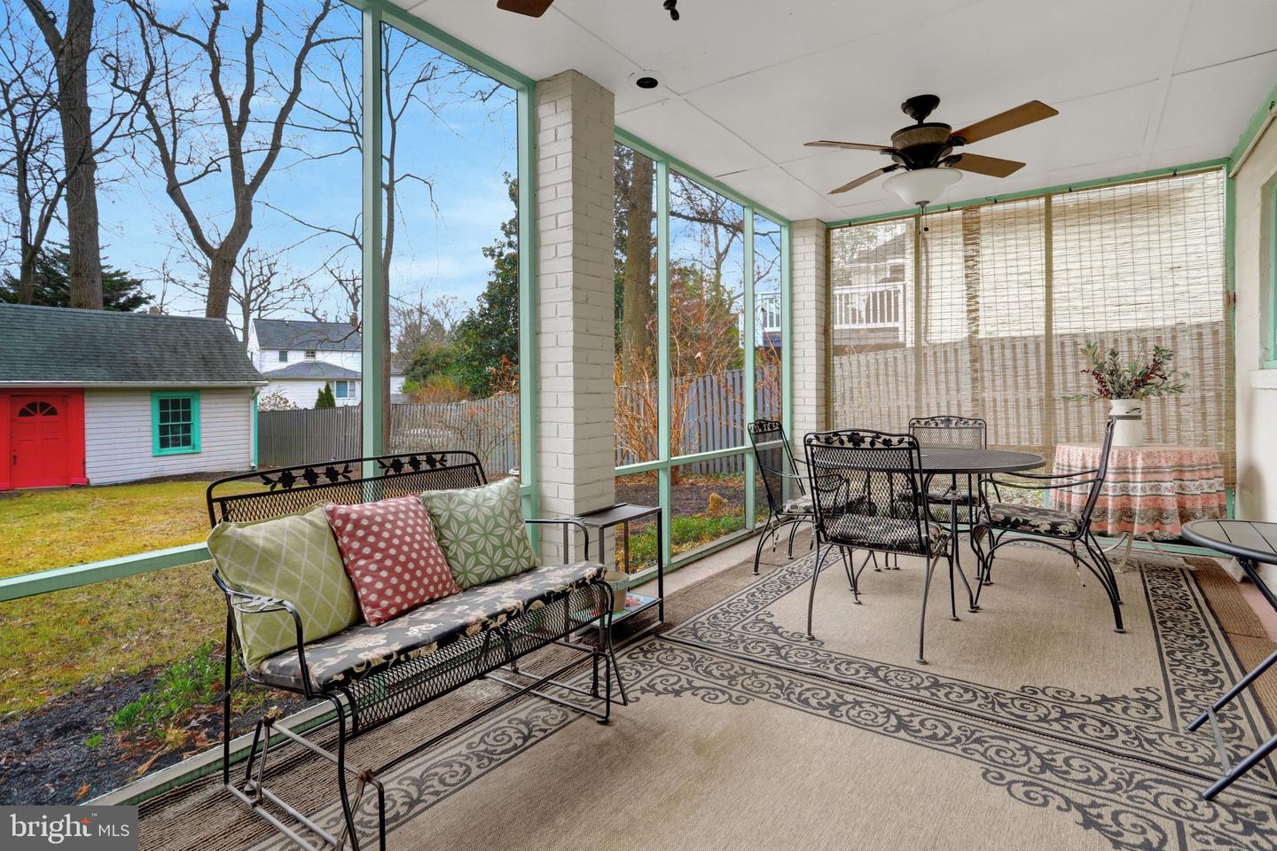 123 N EDGEWOOD ST, ARLINGTON, Virginia 22201, 3 Bedrooms Bedrooms, ,2 BathroomsBathrooms,Residential,For sale,123 N EDGEWOOD ST,VAAR2066992 MLS # VAAR2066992