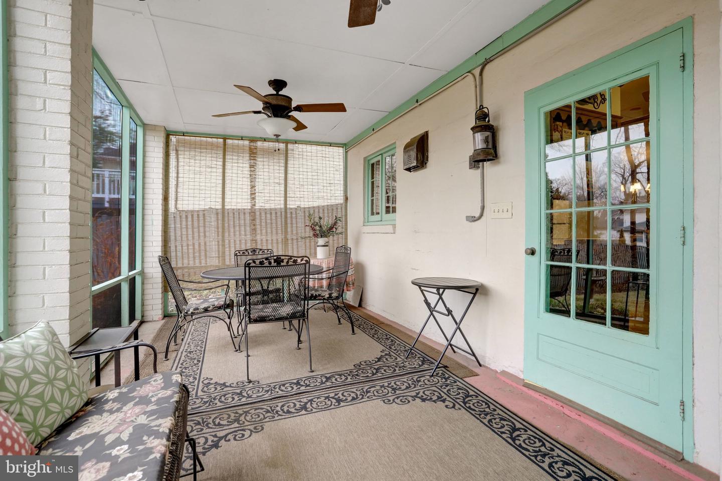 123 N EDGEWOOD ST, ARLINGTON, Virginia 22201, 3 Bedrooms Bedrooms, ,2 BathroomsBathrooms,Residential,For sale,123 N EDGEWOOD ST,VAAR2066992 MLS # VAAR2066992