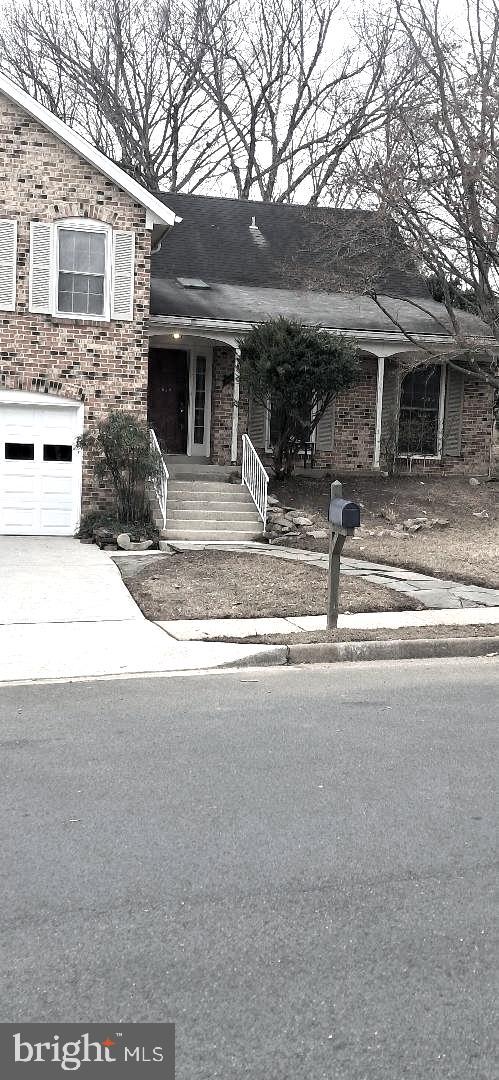 9217 DOROTHY LN, SPRINGFIELD, Virginia 22153, 4 Bedrooms Bedrooms, ,3 BathroomsBathrooms,Residential,For sale,9217 DOROTHY LN,VAFX2283024 MLS # VAFX2283024 9217 DOROTHY LN, SPRINGFIELD, Virginia 22153, 4 Bedrooms Bedrooms, ,3 BathroomsBathrooms,Residential,For sale,9217 DOROTHY LN,VAFX2283024 MLS # VAFX2283024