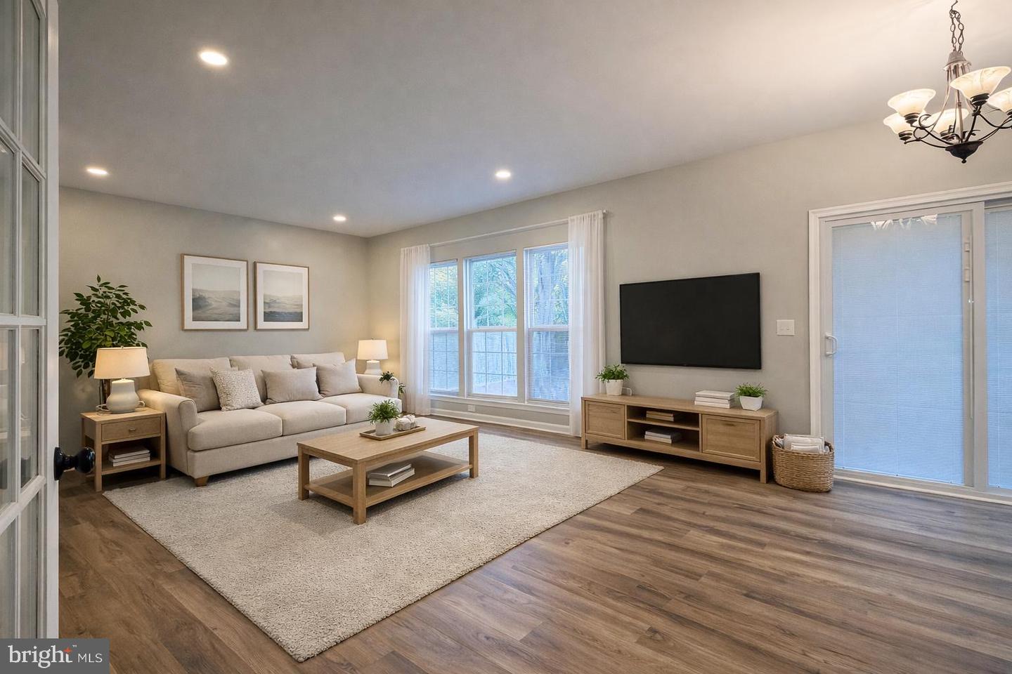 74 NEWBURY DR, STAFFORD, Virginia 22556, 5 Bedrooms Bedrooms, 10 Rooms Rooms,3 BathroomsBathrooms,Residential,For sale,74 NEWBURY DR,VAST2044816 MLS # VAST2044816