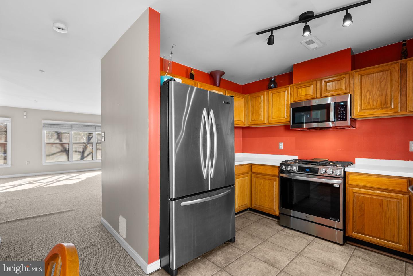 802 HR DR SE, WASHINGTON, District Of Columbia 20032, 3 Bedrooms Bedrooms, ,2 BathroomsBathrooms,Residential,For sale,802 HR DR SE,DCDC2235830 MLS # DCDC2235830 802 HR DR SE, WASHINGTON, District Of Columbia 20032, 3 Bedrooms Bedrooms, ,2 BathroomsBathrooms,Residential,For sale,802 HR DR SE,DCDC2235830 MLS # DCDC2235830