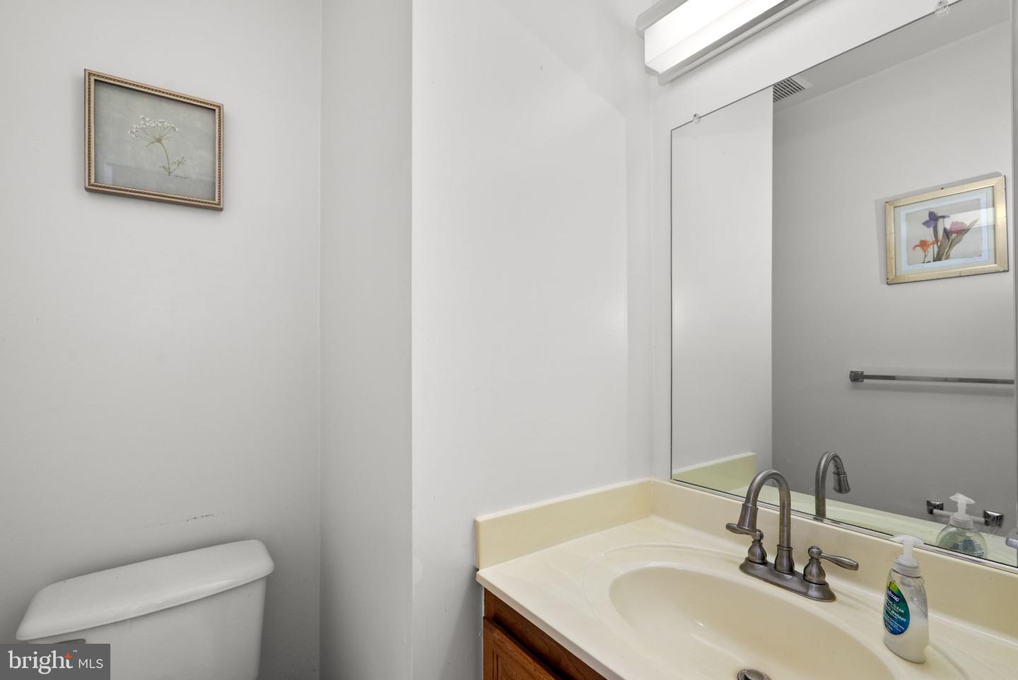 802 HR DR SE, WASHINGTON, District Of Columbia 20032, 3 Bedrooms Bedrooms, ,2 BathroomsBathrooms,Residential,For sale,802 HR DR SE,DCDC2235830 MLS # DCDC2235830 802 HR DR SE, WASHINGTON, District Of Columbia 20032, 3 Bedrooms Bedrooms, ,2 BathroomsBathrooms,Residential,For sale,802 HR DR SE,DCDC2235830 MLS # DCDC2235830