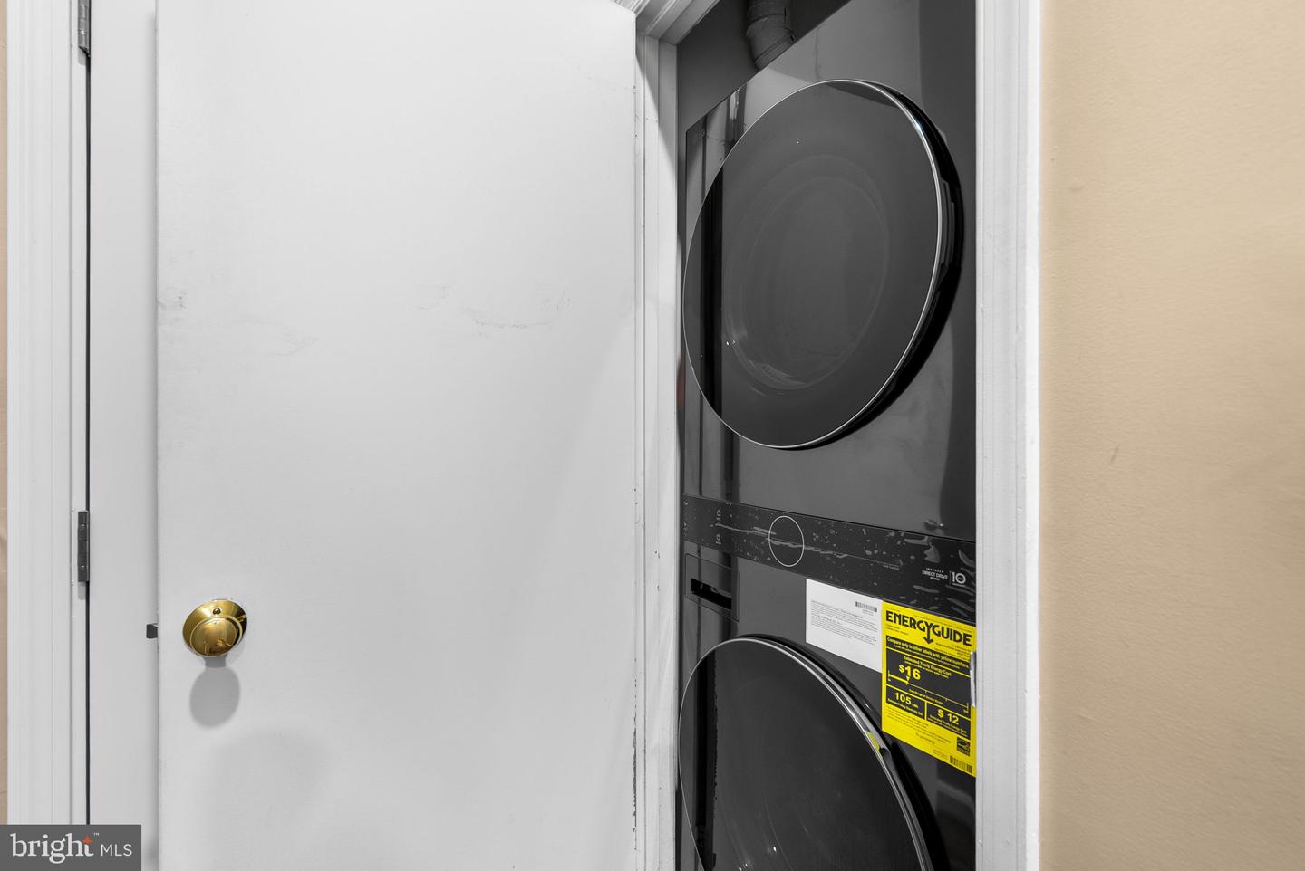 802 HR DR SE, WASHINGTON, District Of Columbia 20032, 3 Bedrooms Bedrooms, ,2 BathroomsBathrooms,Residential,For sale,802 HR DR SE,DCDC2235830 MLS # DCDC2235830 802 HR DR SE, WASHINGTON, District Of Columbia 20032, 3 Bedrooms Bedrooms, ,2 BathroomsBathrooms,Residential,For sale,802 HR DR SE,DCDC2235830 MLS # DCDC2235830