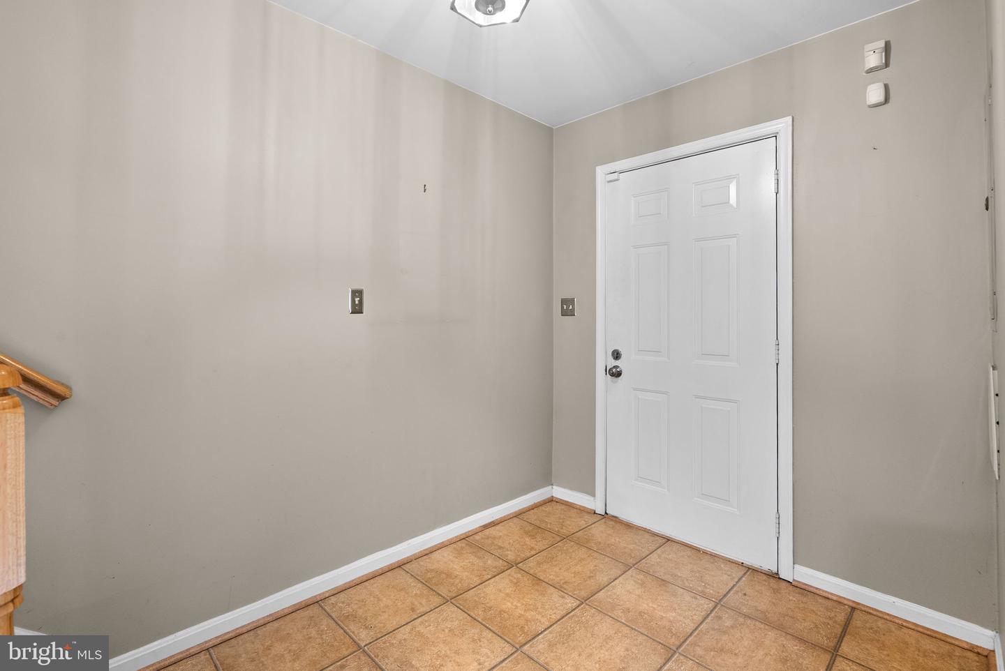 802 HR DR SE, WASHINGTON, District Of Columbia 20032, 3 Bedrooms Bedrooms, ,2 BathroomsBathrooms,Residential,For sale,802 HR DR SE,DCDC2235830 MLS # DCDC2235830 802 HR DR SE, WASHINGTON, District Of Columbia 20032, 3 Bedrooms Bedrooms, ,2 BathroomsBathrooms,Residential,For sale,802 HR DR SE,DCDC2235830 MLS # DCDC2235830