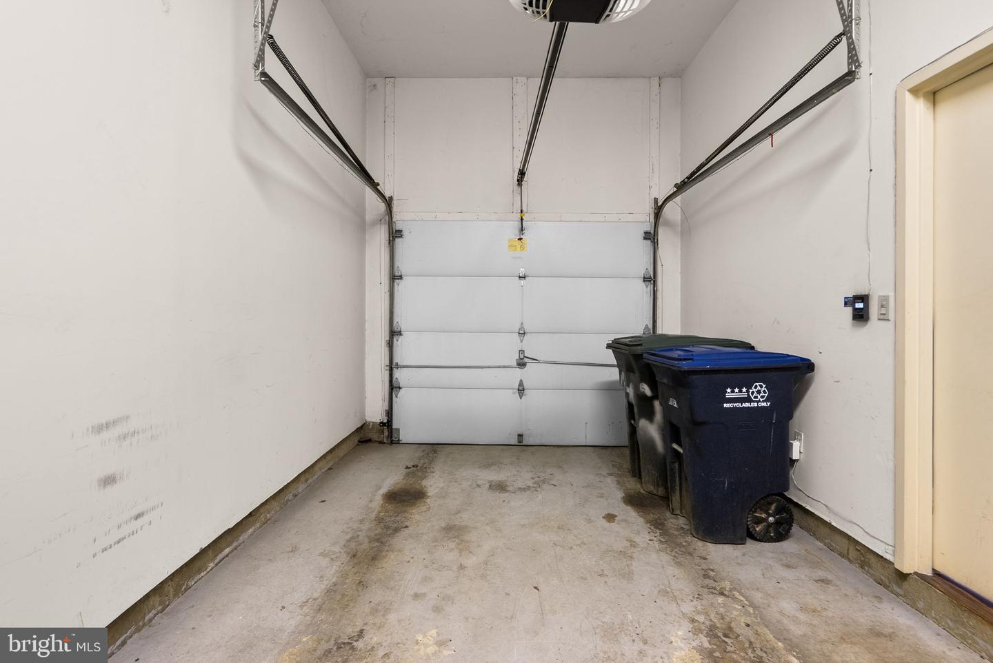 802 HR DR SE, WASHINGTON, District Of Columbia 20032, 3 Bedrooms Bedrooms, ,2 BathroomsBathrooms,Residential,For sale,802 HR DR SE,DCDC2235830 MLS # DCDC2235830 802 HR DR SE, WASHINGTON, District Of Columbia 20032, 3 Bedrooms Bedrooms, ,2 BathroomsBathrooms,Residential,For sale,802 HR DR SE,DCDC2235830 MLS # DCDC2235830