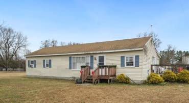 335 BELLS DR, WARSAW, Virginia 22572, 3 Bedrooms Bedrooms, ,2 BathroomsBathrooms,Residential,For sale,335 BELLS DR,VARV2000586 MLS # VARV2000586
