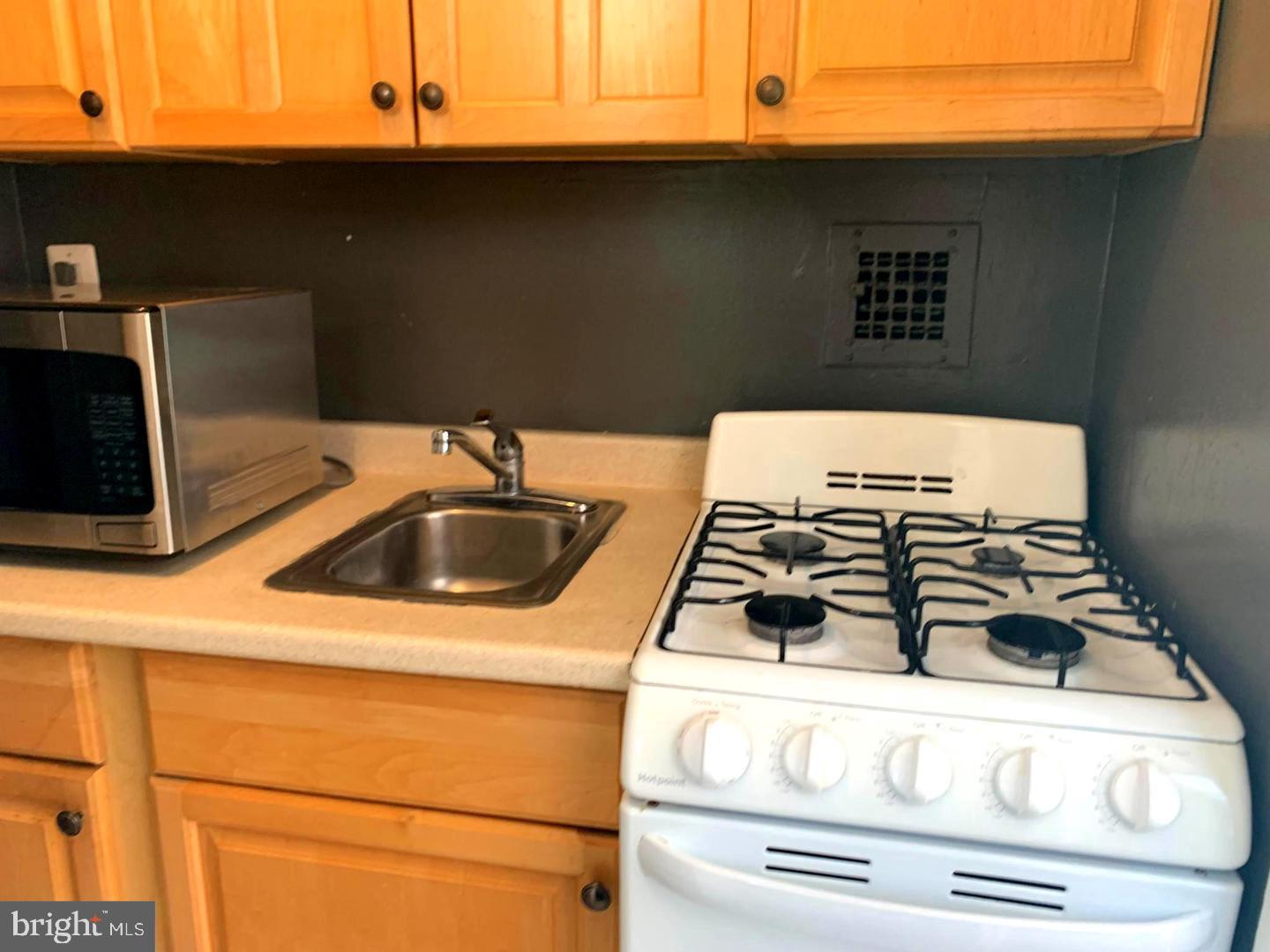 1021 ARLINGTON BLVD #702, ARLINGTON, Virginia 22209, ,1 BathroomBathrooms,Residential,For sale,1021 ARLINGTON BLVD #702,VAAR2067322 MLS # VAAR2067322