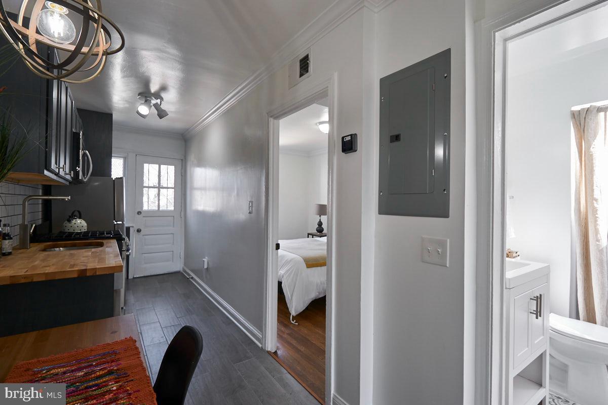 WASHINGTON, District Of Columbia 20002, 1 Bedroom Bedrooms, ,1 BathroomBathrooms,Residential,For sale,DCDC2239824 MLS # DCDC2239824