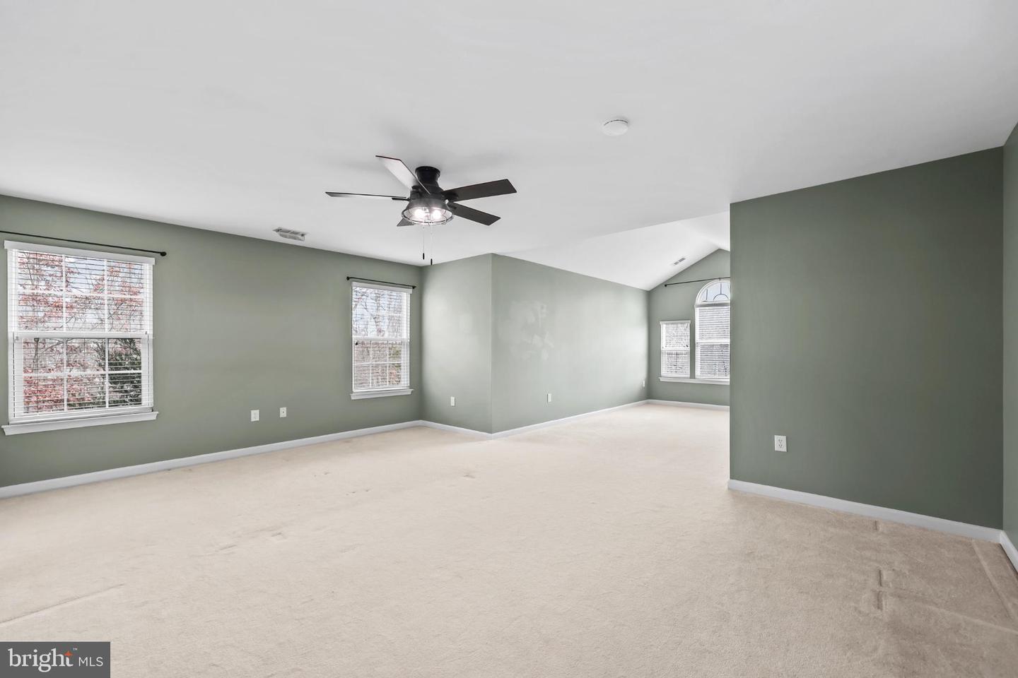 15750 CHIMNEY ROCK TER, WOODBRIDGE, Virginia 22193, 5 Bedrooms Bedrooms, 16 Rooms Rooms,3 BathroomsBathrooms,Residential,For sale,15750 CHIMNEY ROCK TER,VAPW2109972 MLS # VAPW2109972