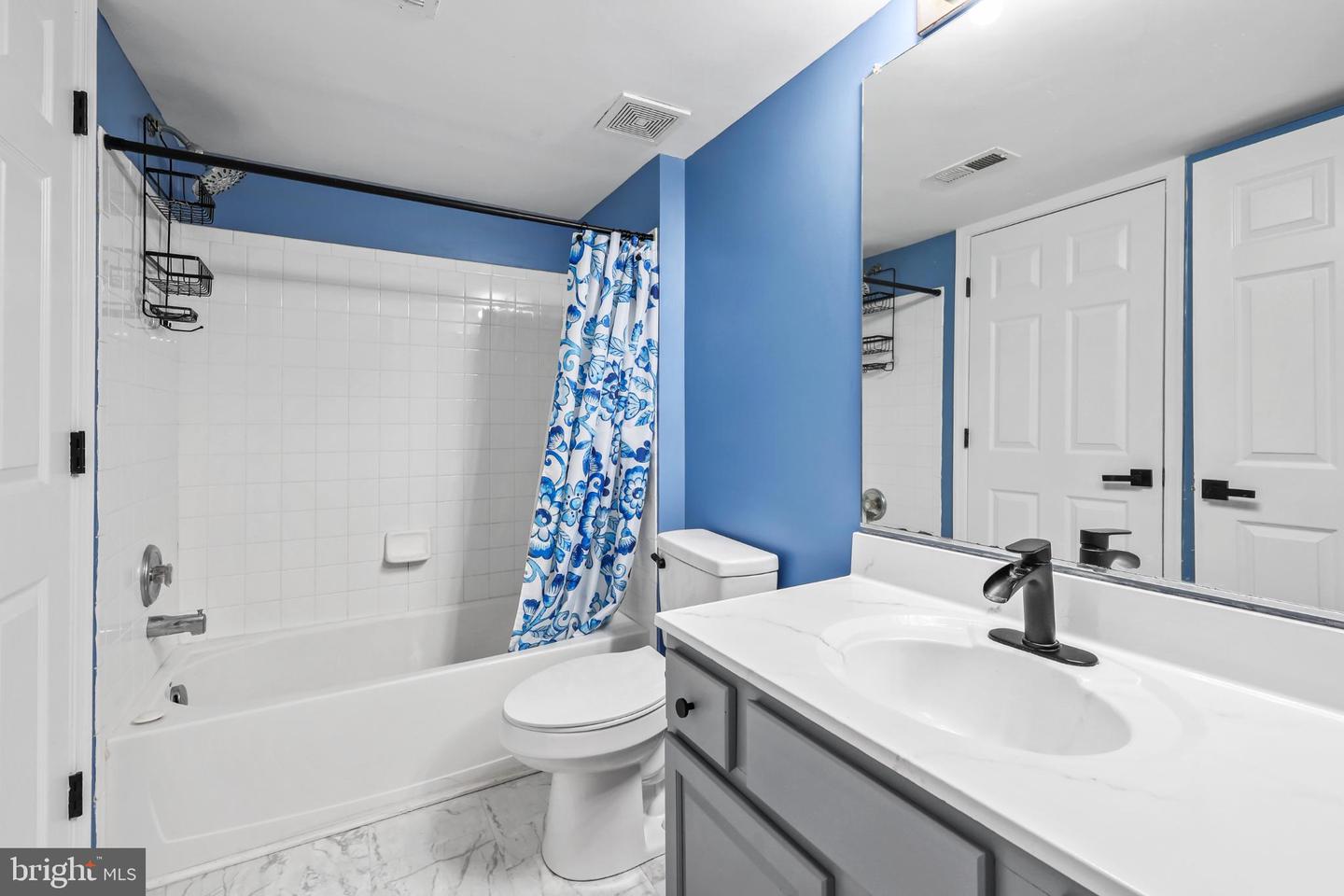 15750 CHIMNEY ROCK TER, WOODBRIDGE, Virginia 22193, 5 Bedrooms Bedrooms, 16 Rooms Rooms,3 BathroomsBathrooms,Residential,For sale,15750 CHIMNEY ROCK TER,VAPW2109972 MLS # VAPW2109972