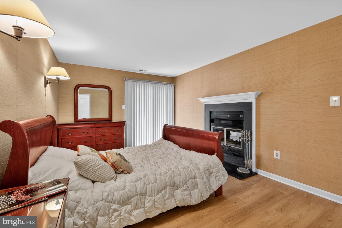 10204-B ASHBROOKE CT #10, OAKTON, Virginia 22124, 2 Bedrooms Bedrooms, ,2 BathroomsBathrooms,Residential,For sale,10204-B ASHBROOKE CT #10,VAFX2284534 MLS # VAFX2284534