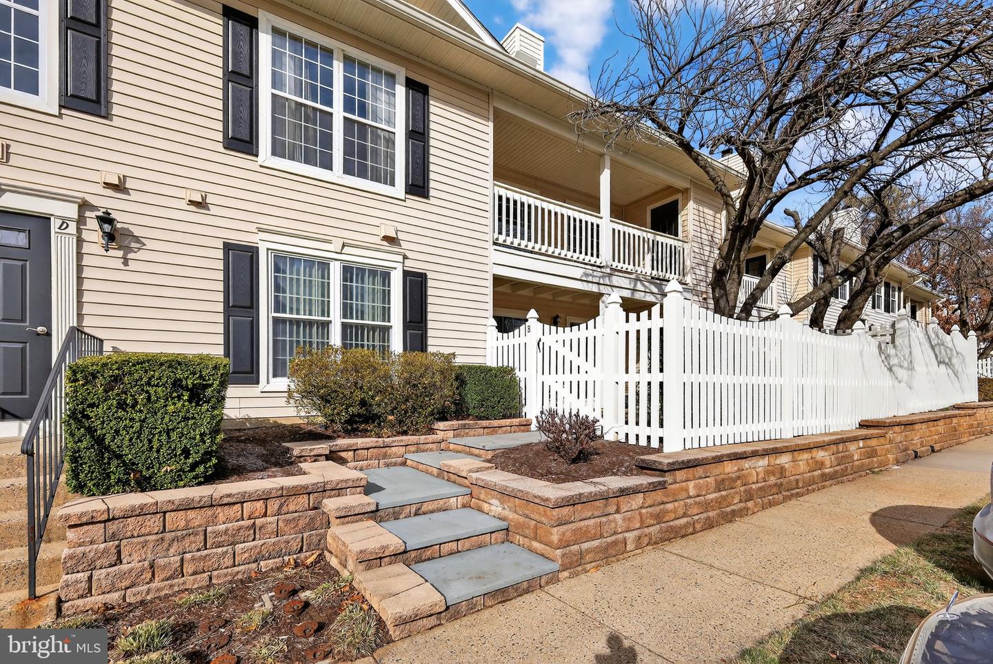 10204-B ASHBROOKE CT #10, OAKTON, Virginia 22124, 2 Bedrooms Bedrooms, ,2 BathroomsBathrooms,Residential,For sale,10204-B ASHBROOKE CT #10,VAFX2284534 MLS # VAFX2284534