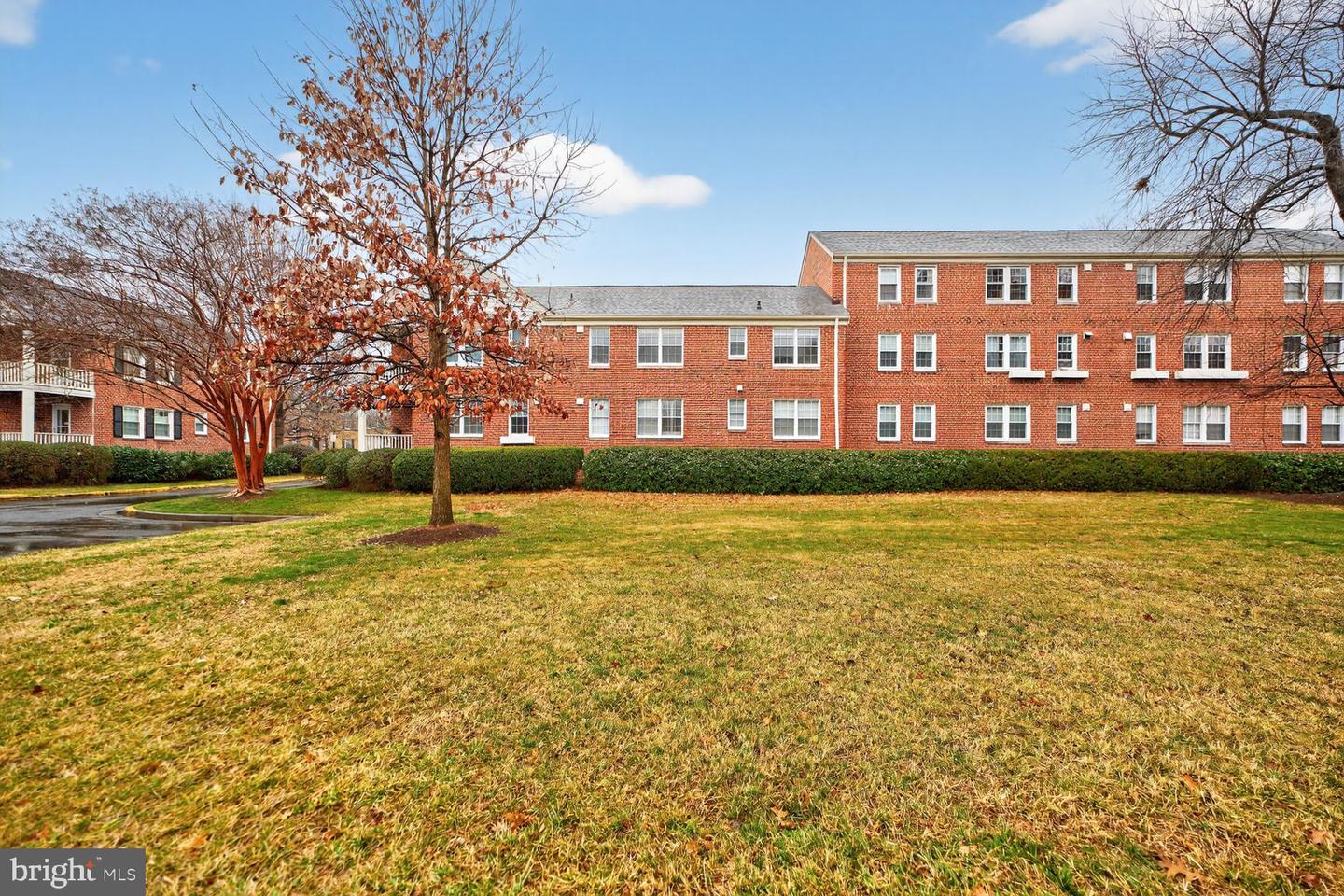 6609 POTOMAC AVE #B1, ALEXANDRIA, Virginia 22307, 2 Bedrooms Bedrooms, ,1 BathroomBathrooms,Residential,For sale,6609 POTOMAC AVE #B1,VAFX2285246 MLS # VAFX2285246
