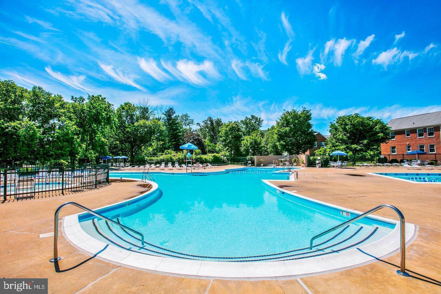 6609 POTOMAC AVE #B1, ALEXANDRIA, Virginia 22307, 2 Bedrooms Bedrooms, ,1 BathroomBathrooms,Residential,For sale,6609 POTOMAC AVE #B1,VAFX2285246 MLS # VAFX2285246