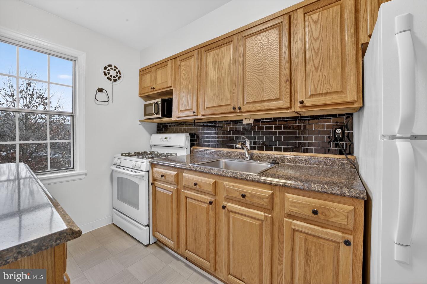 6609 POTOMAC AVE #B1, ALEXANDRIA, Virginia 22307, 2 Bedrooms Bedrooms, ,1 BathroomBathrooms,Residential,For sale,6609 POTOMAC AVE #B1,VAFX2285246 MLS # VAFX2285246