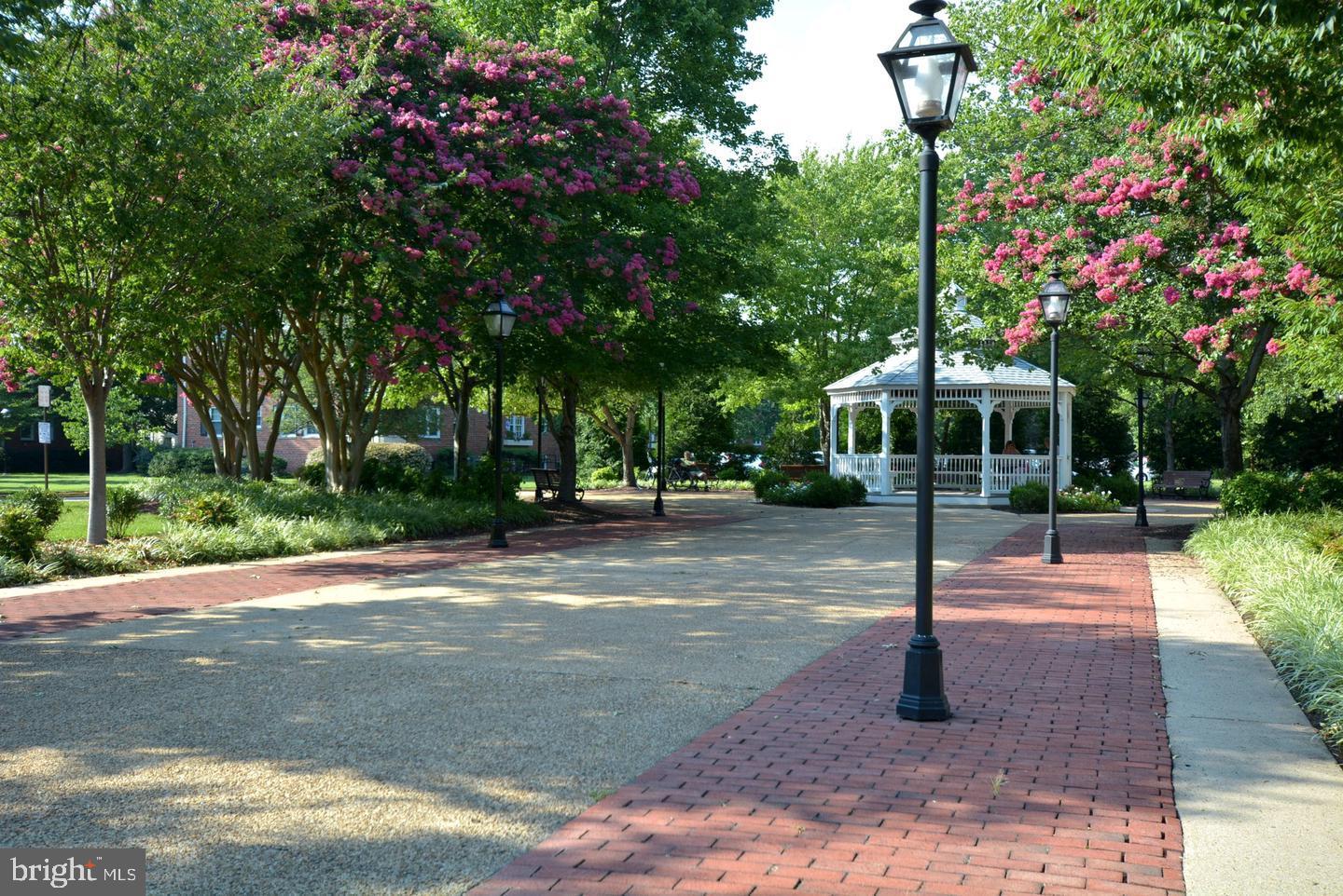 6609 POTOMAC AVE #B1, ALEXANDRIA, Virginia 22307, 2 Bedrooms Bedrooms, ,1 BathroomBathrooms,Residential,For sale,6609 POTOMAC AVE #B1,VAFX2285246 MLS # VAFX2285246